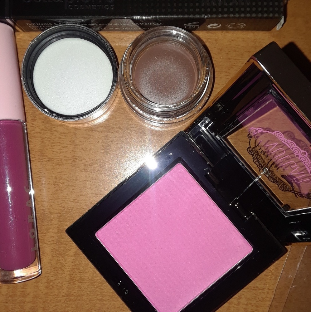 Makeup Lot - Picture 8 of 8